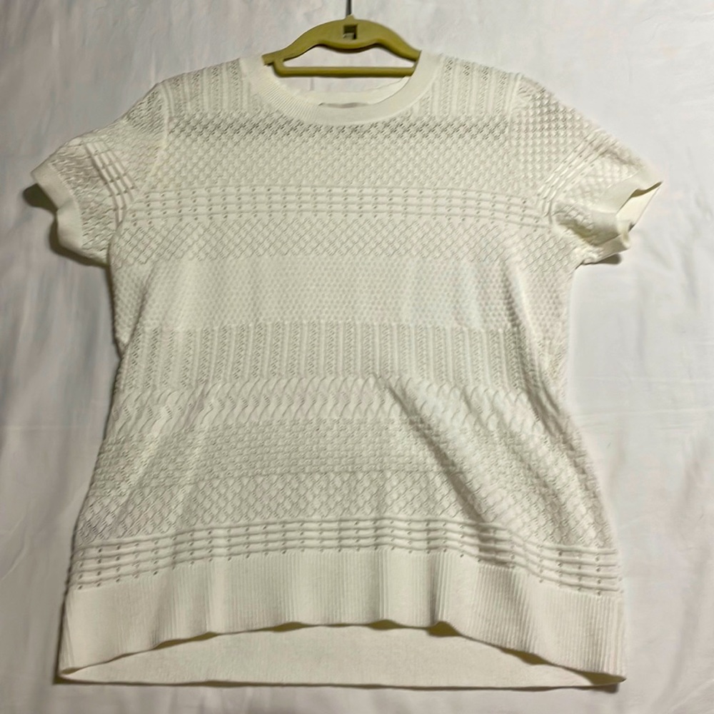 Ann Taylor Loft women’s white blouse. NEW. Medium.